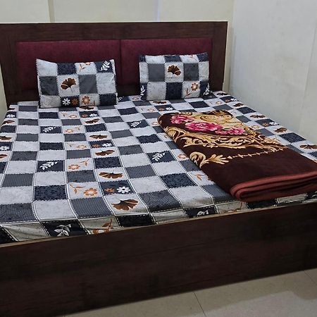 Ramlala Paying Guest House Stay Just 100M From Saryu Ghat, Ayodhya Екстериор снимка