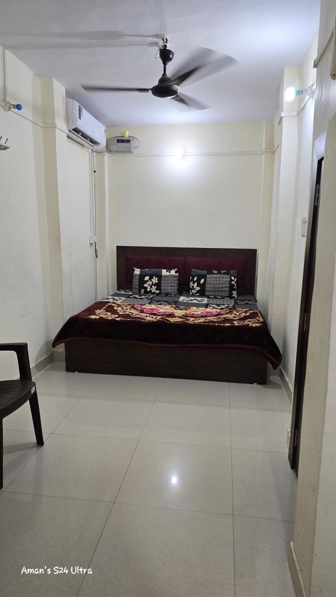 Ramlala Paying Guest House Stay Just 100M From Saryu Ghat, Ayodhya Екстериор снимка